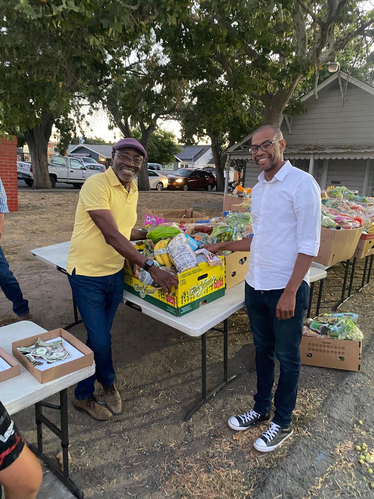 The current mayor of the city of Antioch California came to help out