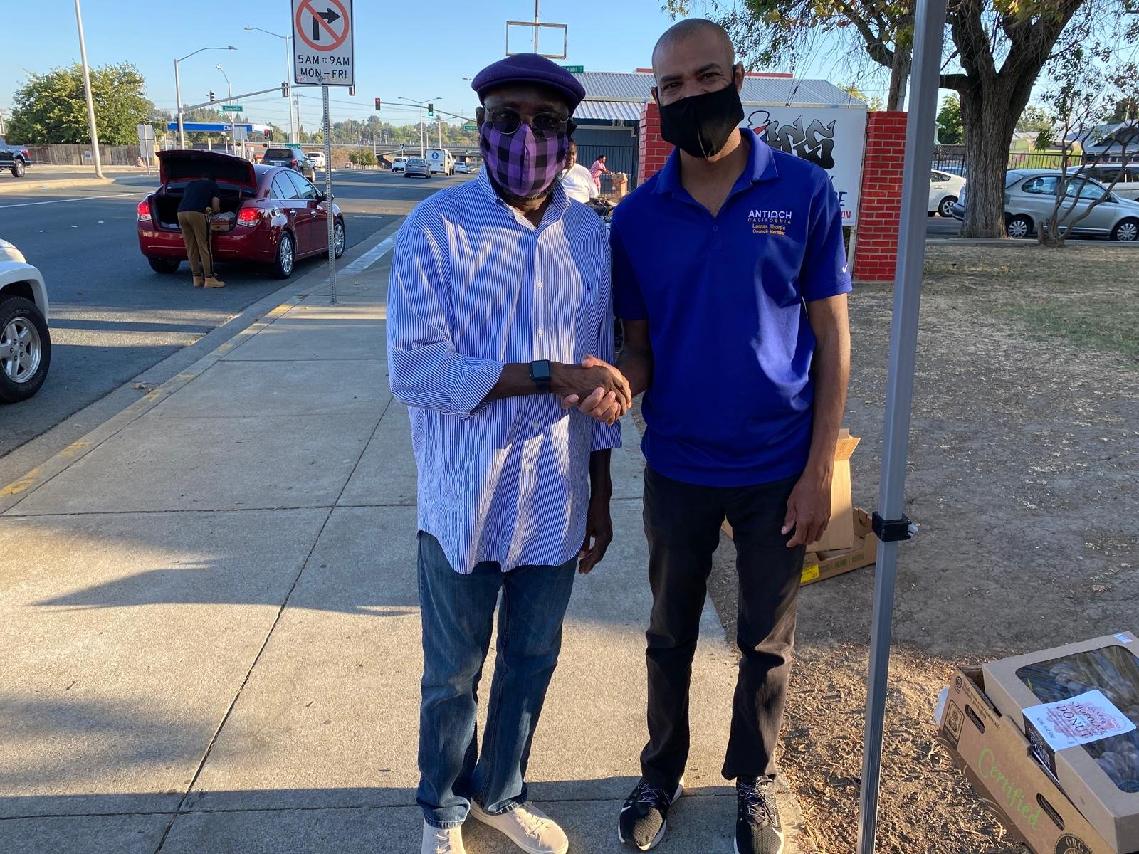 Antioch City Mayor Came to Help Out